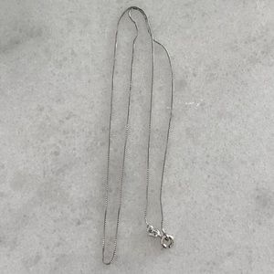 14K White Gold Skinny Chain 16”